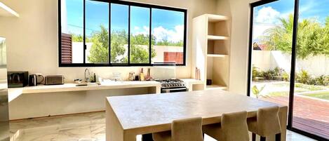 Microwave, oven, stovetop, coffee/tea maker