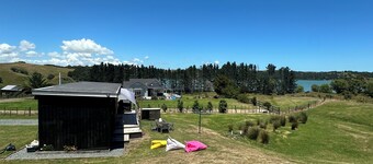 Cabin Kaipara bliss/ peaceful, . Pet friendly