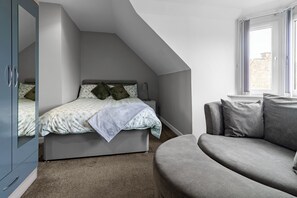 3 Schlafzimmer, Bügeleisen/Bügelbrett, WLAN, Bettwäsche