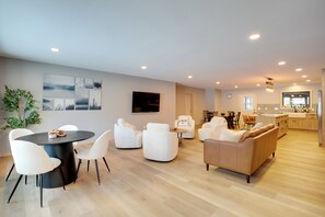 Interior - Snowmobile & Enjoy Eagle River! ‘Southside Lodge’ (Eagle River)