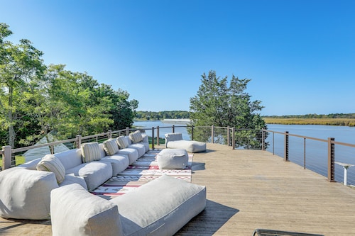 Riverfront Gem w/ Fire Pit in Eden