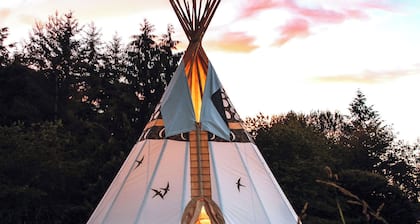 Native American Tipi 1