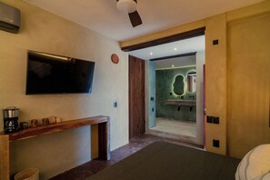 5 bedrooms, WiFi, bed sheets - Suite in Zicatela (Brisas de Zicatela)