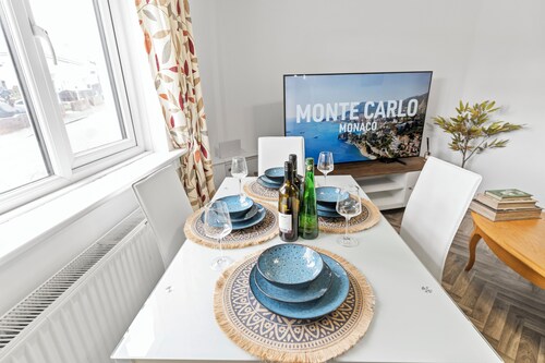 Cozy 3 Bedroom Entire House For Short and Long Stay