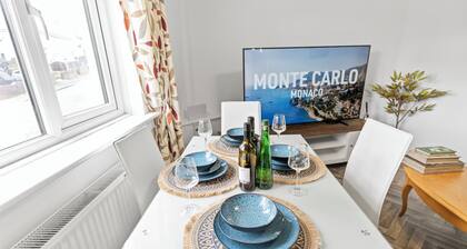 Cozy 3 Bedroom Entire House For Short and Long Stay