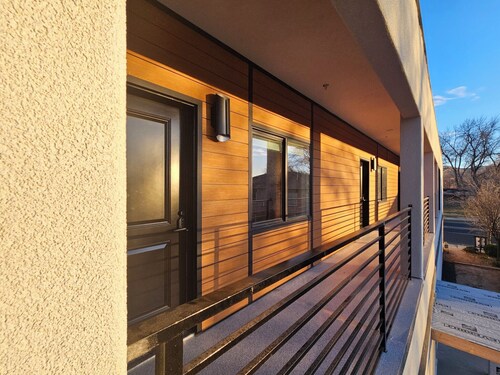 New Modern 2-Bedroom Retreat in Downtown Hurricane Near Zion & Bryce Canyon!