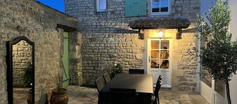 Renovated house La Flotte 4 bedrooms