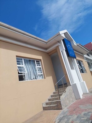 Exterior - De Dreamz Guesthouse (Gqeberha (Port Elizabeth))