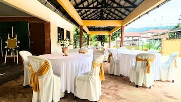 Área para banquetes al aire libre