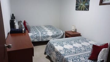 2 bedrooms, bed sheets