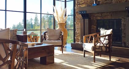 Luxury 3-bedroom Estate surrounded by a 20-acre vineyard and 30-mile views.