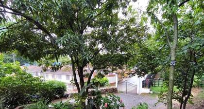 Country house family plan - Capac. 6 guests