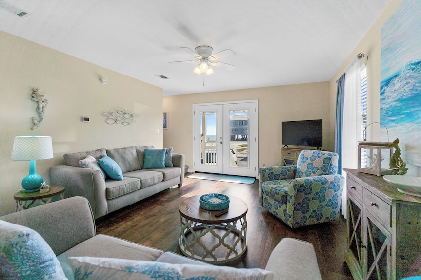 3-bedroom Gulf Views Retreat - 1 Min To Beach - Mexico Beach, FL