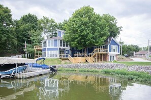 Extérieur