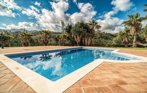 Pool - Awesome home in Monda (Monda)