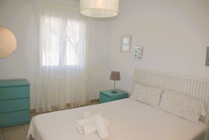 2 Schlafzimmer, Bügeleisen/Bügelbrett, kostenloses WLAN, Bettwäsche