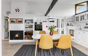 Dining - Awesome home in Sydals with WiFi (Sydals)