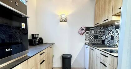 Maisonnette refaite Ă neuf - 300m des plages