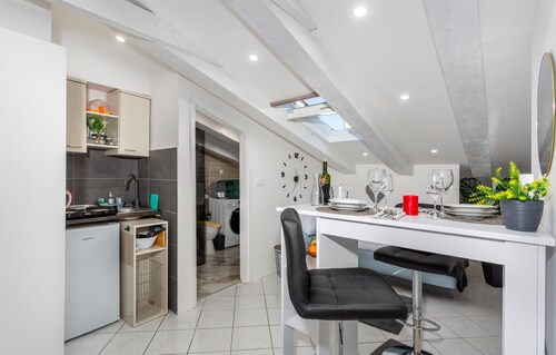 Charmant appartement à Rijeka avec Wi-Fi