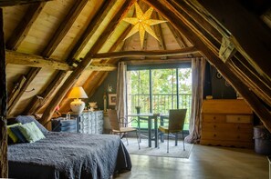 4 bedrooms, free WiFi - 2025 La contie privatisée based on 12 to 18 guests*. (LUNAN)