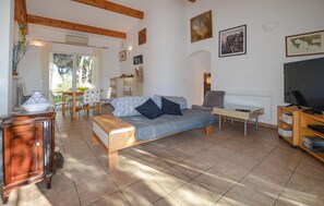TV - Stunning home in Porto-Vecchio (Porto-Vecchio)