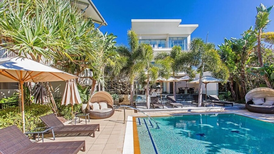 Tropical Park View Retreat 3BR Bali Resort in Kingscliff (1210)