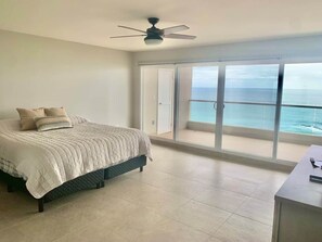 3 bedrooms, in-room safe, iron/ironing board, WiFi - Casa M - Private Beach near Papas n Beer! 5th floor -  3 bed/2bath 1900 SQ FT! (Rosarito)