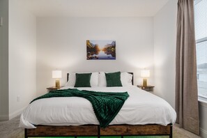 1 bedroom, desk, iron/ironing board, WiFi