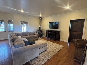 TV connectée, cheminée