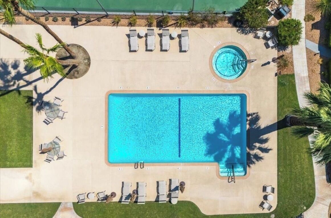 Piscine extérieure, piscine chauffée