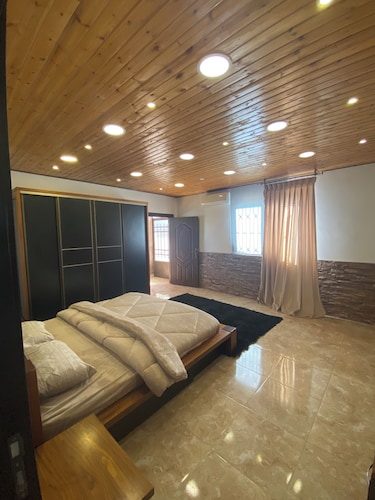 2 bedroom roof apartment in Amman