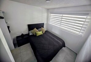 2 bedrooms, iron/ironing board, travel crib, free WiFi