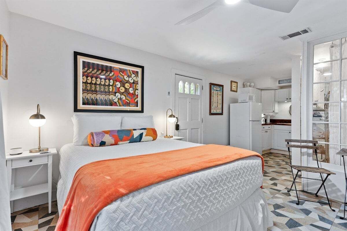 1 bedroom, free WiFi, bed sheets