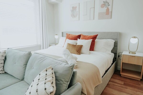 1 bedroom, desk, iron/ironing board, free WiFi