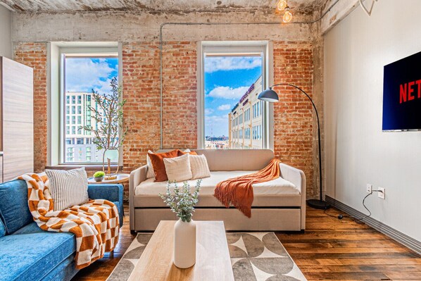 Smart TV, fireplace, offices