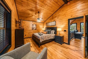 4 habitaciones, tabla de planchar con plancha, wifi y ropa de cama 