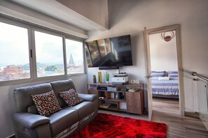 11 bedrooms, desk, iron/ironing board, travel cot - Exclusive Luxury In Heart of Medellin. (Medellín)