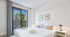 3 bedrooms, in-room safe, iron/ironing board, free WiFi