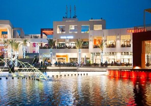 Point of interest - Superior Studio w/ free Breakfast in Golden Gates |15 mins from Airport|10 mins from Shopping malls (Cairo)