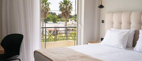 1 Schlafzimmer, Schreibtisch, BĂŒgeleisen/BĂŒgelbrett, kostenloses WLAN