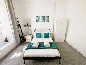4 bedrooms, iron/ironing board, travel cot, free WiFi