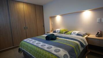 2 bedrooms, desk, iron/ironing board, travel crib