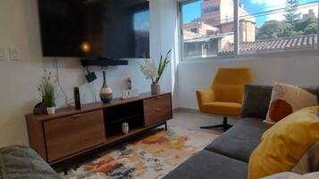 Smart-tv och en stereo