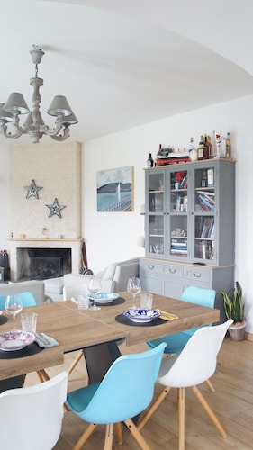 Villa 'San Martino' with Sea View, Wi-Fi and Air Conditioning