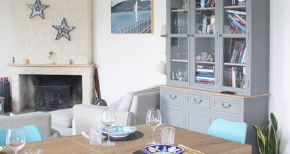 Villa 'San Martino' with Sea View, Wi-Fi and Air Conditioning