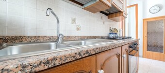 Holiday Home 'Casa Sole A Canneto' with Private Terrace, Private Garden and Air Conditioning