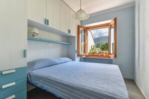 2 chambres, fer et planche à repasser, Wi-Fi gratuit