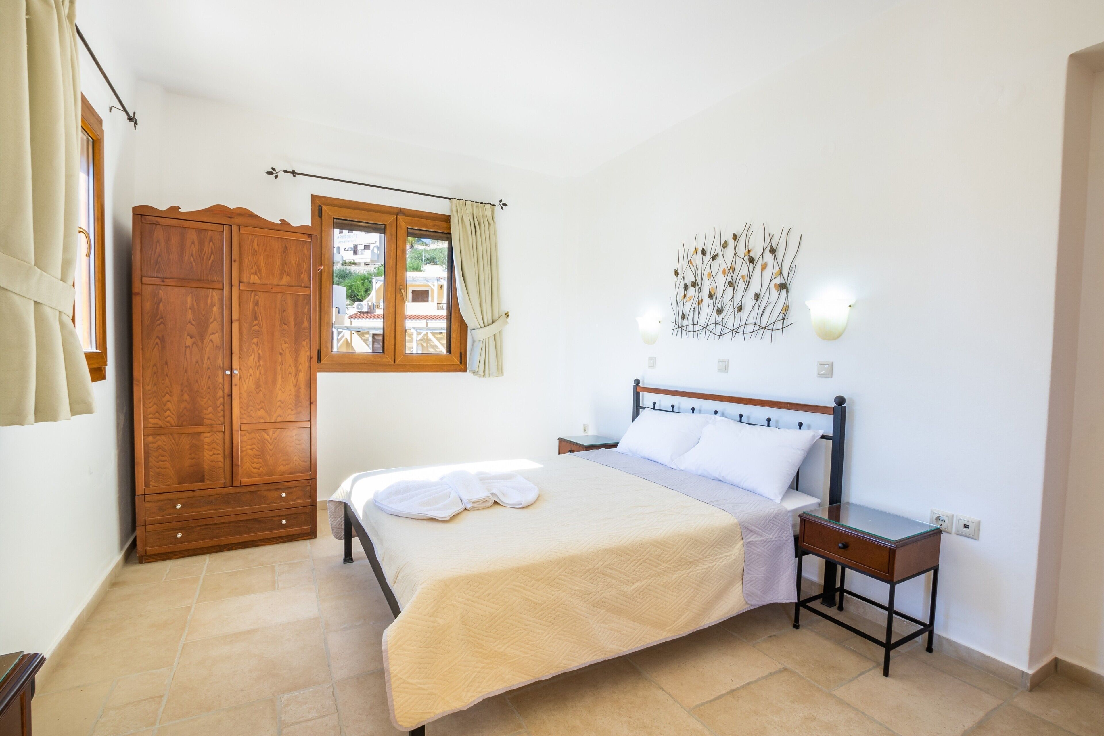 1 bedroom, iron/ironing board, free WiFi, bed sheets