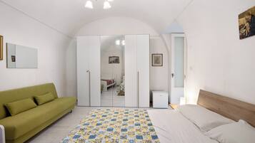 3 Schlafzimmer, BĂŒgeleisen/BĂŒgelbrett, kostenloses WLAN, BettwĂ€sche