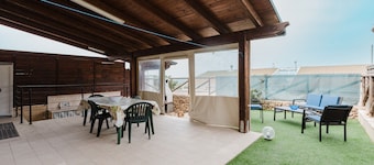 Holiday Home 'Marettimo Cornino' with Sea View, Wi-Fi and Air Conditioning